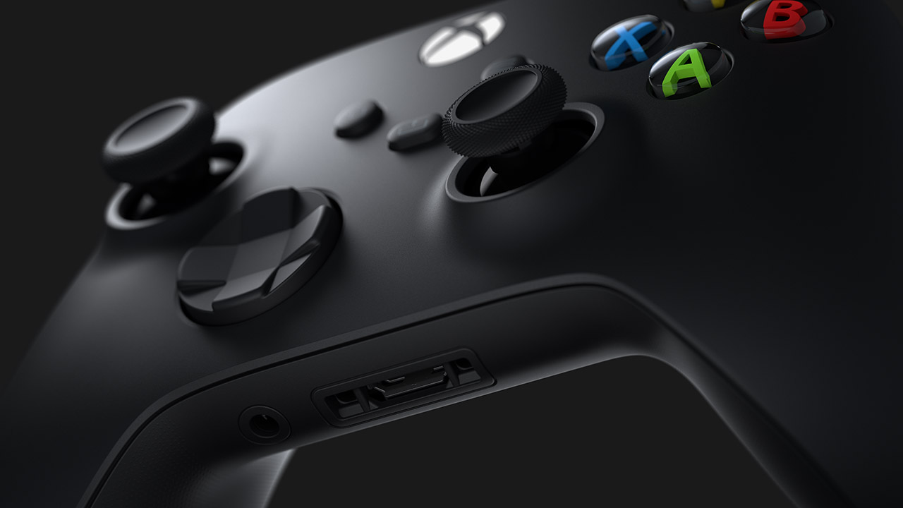 Manette PS5 vs Xbox Series X : les différences (design, DLI, joysticks,  micro...) | Xbox One - Xboxygen